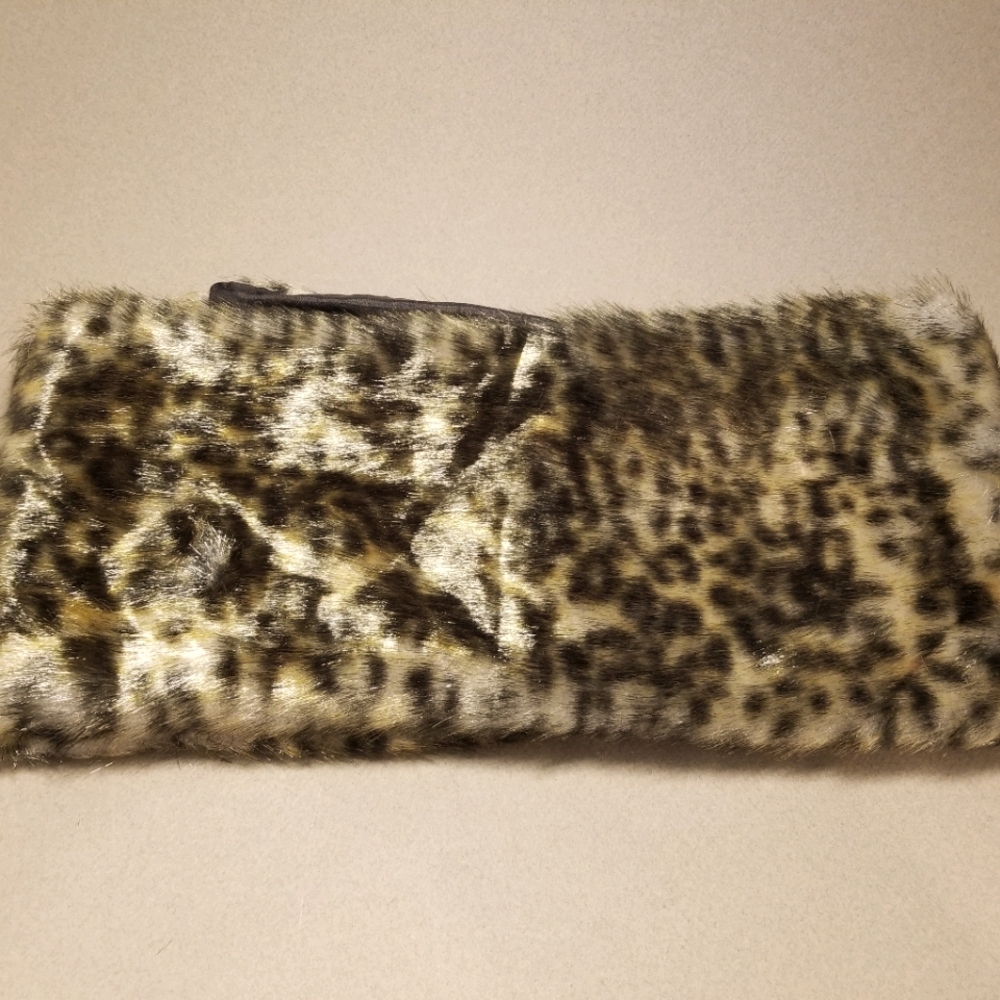 Monaco Faux Fur Leopard Print Scarf